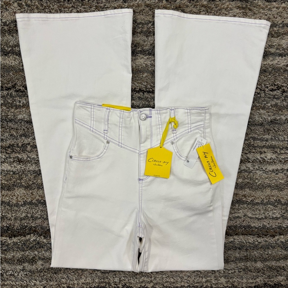 Circus By Sam Edelman Super High Rise Flare Jeans In White Sz 27 NWT | Flared -